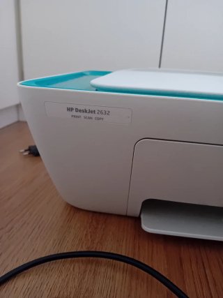 Impresora HP Blanca y Turquesa