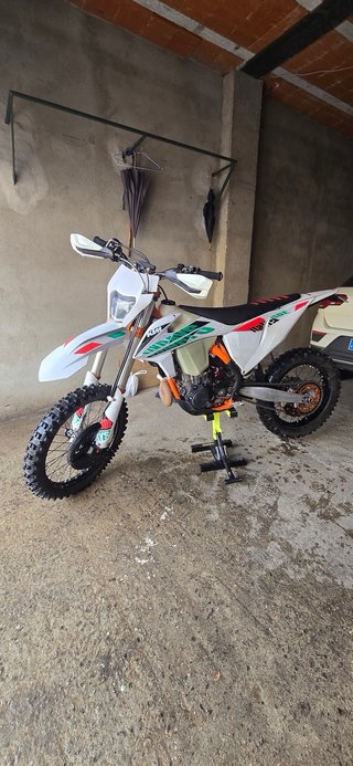 KTM EXC-F 450 Six Days