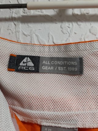 Nike ACG Bermudas Mujer Talla M