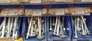 Tornillos Pasante varios