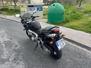Yamaha Fazer 600 Sportbike Negra