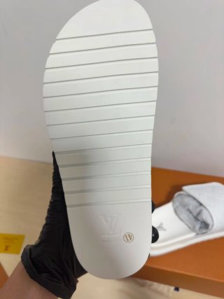 Sandalias Louis Vuitton Blancas