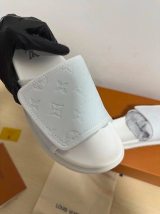 Sandalias Louis Vuitton Blancas