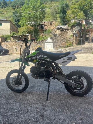 Malcor XZ1 Motocross Verde y Blanca