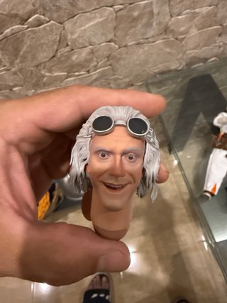Doc Brown Hot Toys Regreso al Futuro 2 Cabezas