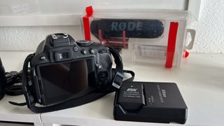 Nikon D5300 Kit Lente 55-200mm + Funda + Micrófono