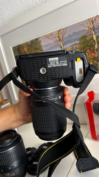 Nikon D5300 Kit Lente 55-200mm + Funda + Micrófono