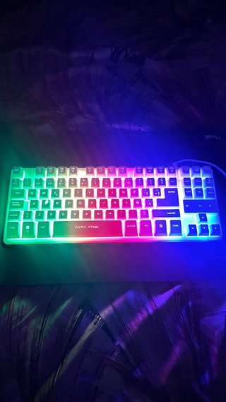 Teclado Trust RGB Gaming