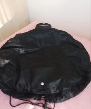 Pochette morbida colore nero