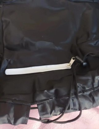 Pochette morbida colore nero
