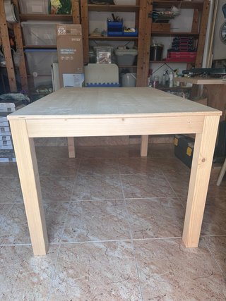 Mesa de madera maciza extensible