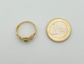 Anillo Oro 18k con Circonitas. Peso: 1.94 gr.