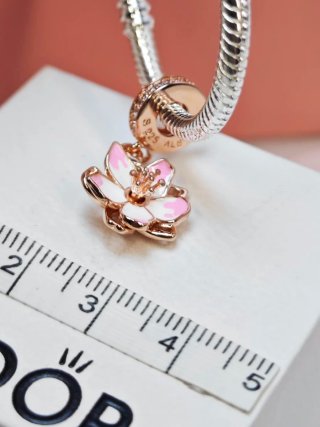 Pandora Flor Rosa color Oro rosa plata