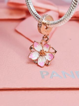 Pandora Flor Rosa color Oro rosa plata
