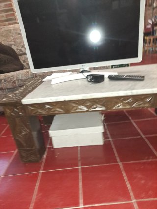 TV LG Smart 28 Blanca