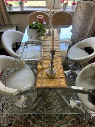 Mesa Comedor Cristal y Sillas