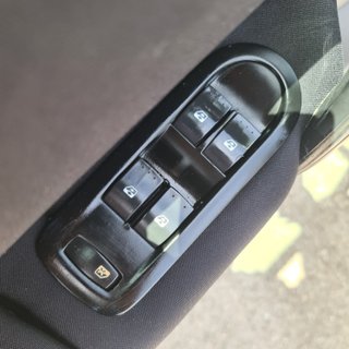 Renault Scenic Dynamique 1.9 dCi AUTOMÁTICO