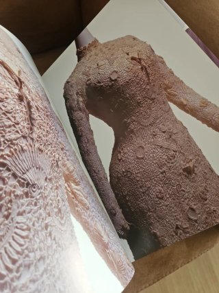 Moda. una Historia Desde el Siglo XVIII Al Sigl...
