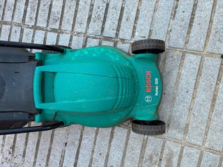 Cortacésped Eléctrico Bosch Rotak 320