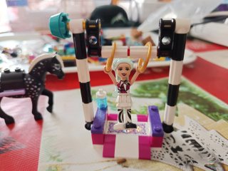 Lego Friends 41686 Mundo Magia Acrobacias