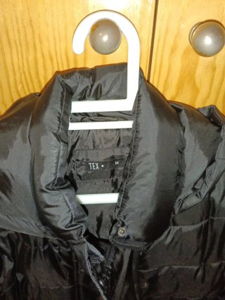Chaqueta acolchada mujer negra