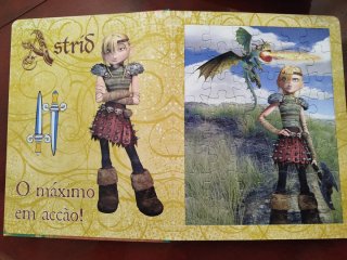 Livro puzzle "Como treinares o teu Dragão".