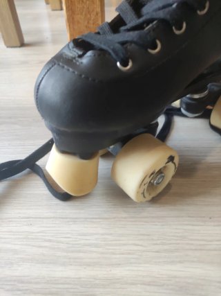 Patines Oxelo 4 ruedas negros