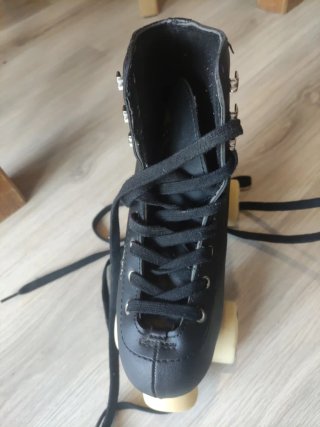 Patines Oxelo 4 ruedas negros