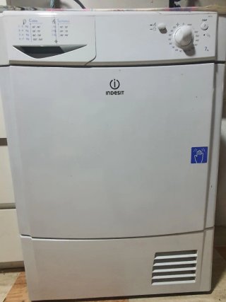 Secadora Indesit IDC75 7kg