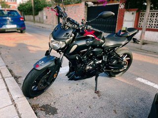 Yamaha MT-07 Negra