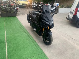 Yamaha TMAX 560 TechMax