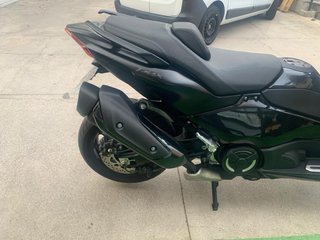 Yamaha TMAX 560 TechMax