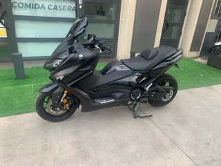Yamaha TMAX 560 TechMax