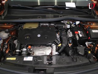 Peugeot 2008 Allure Pack BlueHDI 81kW (110CV)