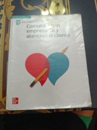 Comunicacion empresarial y atencion al cliente....