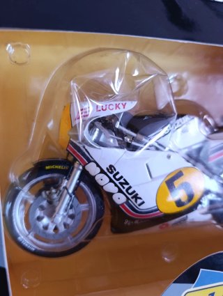 Maqueta Suzuki RG 500 Lucky Strike 1980