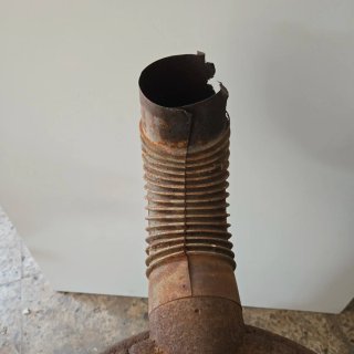 Estufa de fundición redonda tipo salamandra