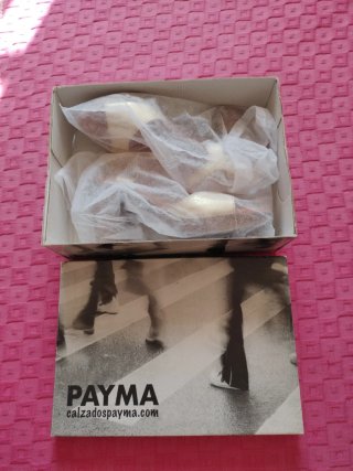 Sandalias Payma tacón dorado