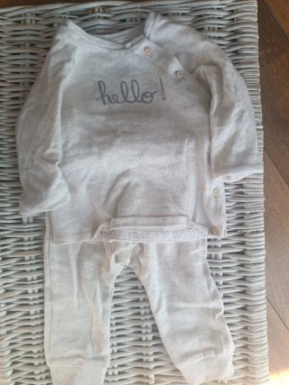 Ropita bebé H&M hello o reborn 55cm
