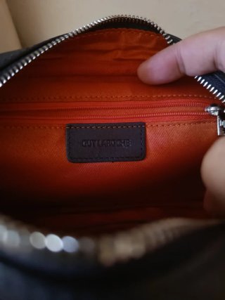Bolso de mano azul Guy Laroche