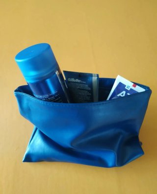 Pochette colore blu unisex
