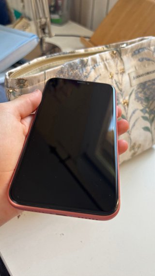 iPhone XR Coral
