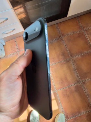 iPhone Air