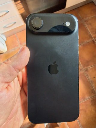 iPhone Air