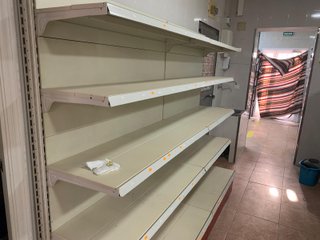 Estanterías metálicas para tienda