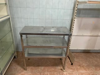Estanterías metálicas para tienda