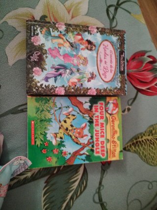 Pack de dos libros Gerónimo Stilton y otro de tea