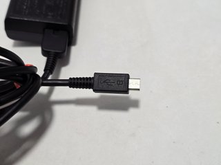 Cargador Ps Vita 2000 original sony