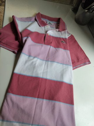 Polo Lacoste Talla XL Rayas Rosas y Blancas.