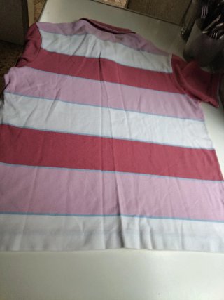 Polo Lacoste Talla XL Rayas Rosas y Blancas.